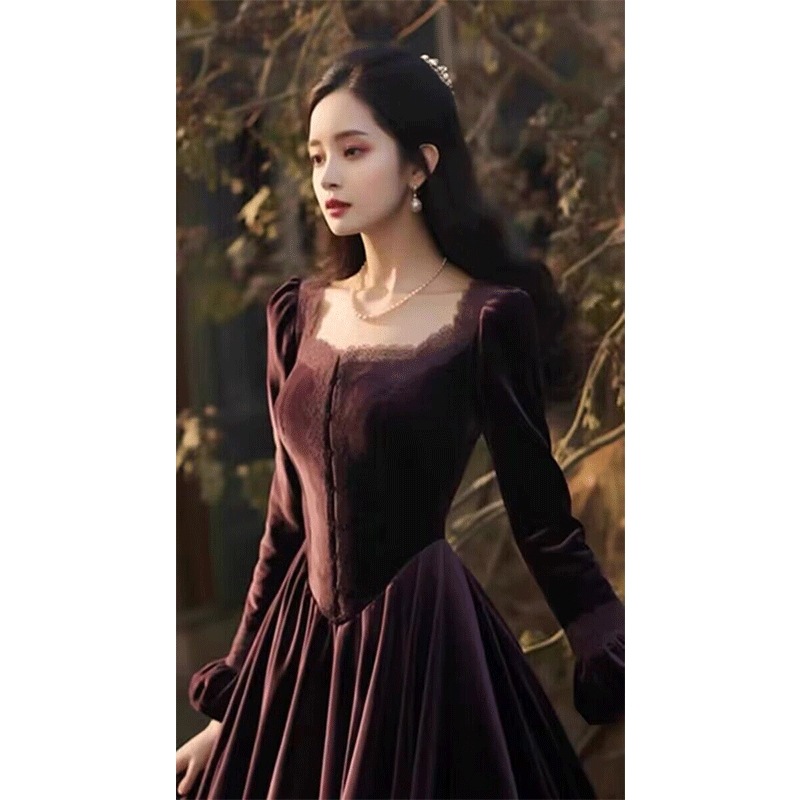 2023気質ドレープロングスカート女性の冬のための高レベルの痩身と美しい赤いベルベットのドレス