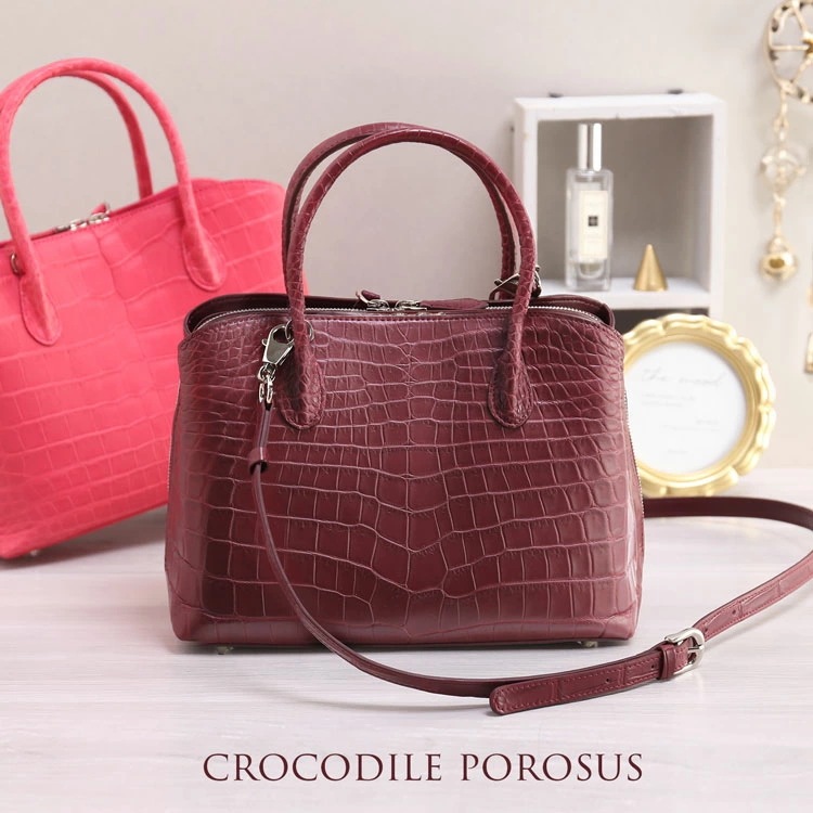 スモール クロコダイル ハンドバッグ レディース 2WAY センター取り マット加工 あおりポケット付き ショルダーバッグ 斜め掛け 本革 保証書付き プレゼント 母の日 ギフト 4FA (06001 192,500円