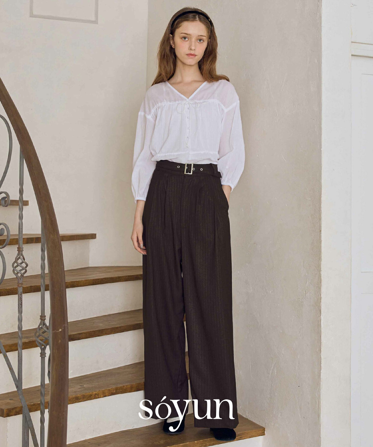 soyun ソユン ベルト付きストライプパンツ レディース 25秋冬 2way ブラック/ブラウン S/M/L