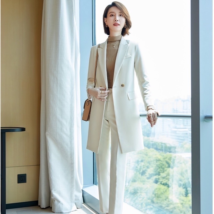 トレンチ コート ジャケット 上着 トップス ミディアム丈 長袖 ストレート ポケット かわいい 可愛い きれいめ シンプル カジュアル 上品 おしゃれ お洒落 かっこいい 可愛い