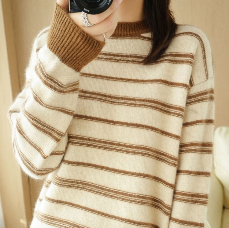 ボーダーニットセーター ラウンドネックセーター カジュアルニットセーター 長袖ニット 秋冬ニットセーター トップス ニットソー プルオーバー 袖あり 長袖 Uネック ラウンドネック スリム ストレート