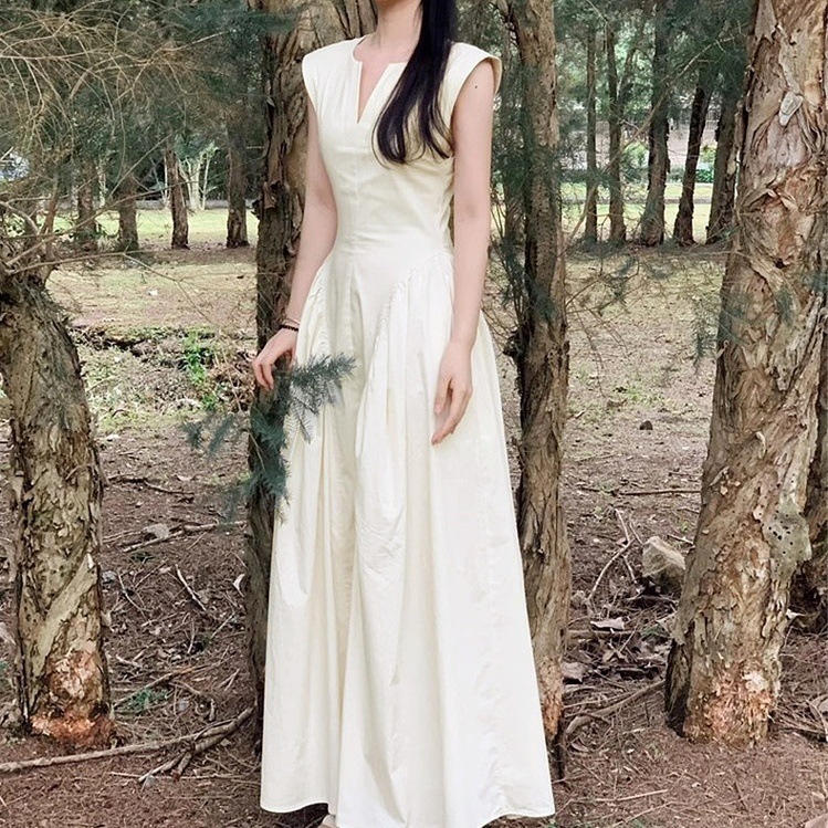 ワンピース ロングワンピース ノースリーブワンピース セミフレア ロング丈 ウエストマーク かわいい 大人可愛い きれいめ シンプル カジュアル 上品 おしゃれ かっこいい 大人女子 こなれ感 レトロ