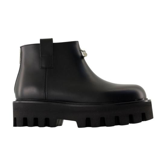 ALEXANDER MCQUEEN Women Boots 826489WIAER1064 black