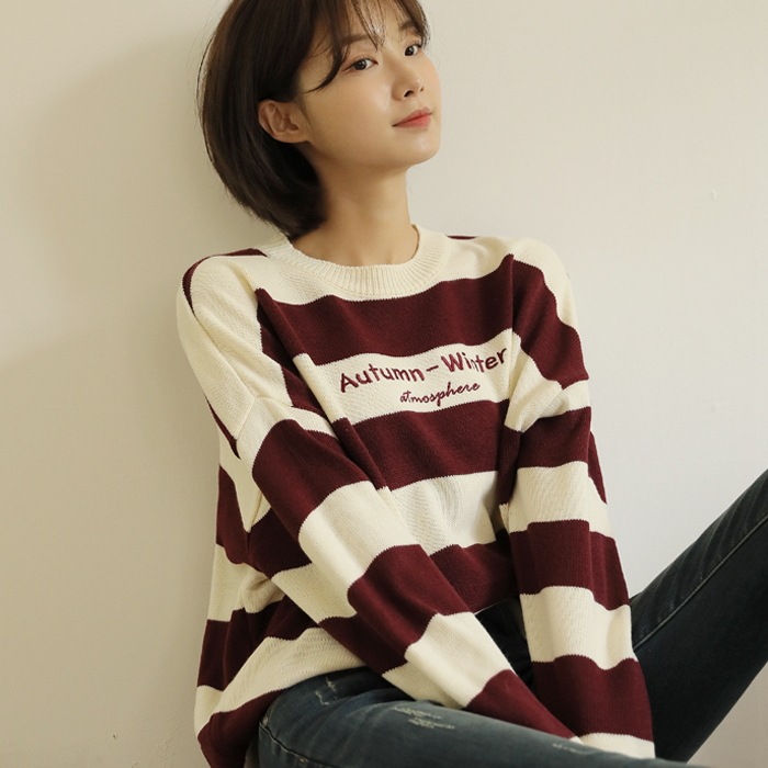 [韓国ファッション] 刺しゅうロゴ ボーダー柄 ニット
