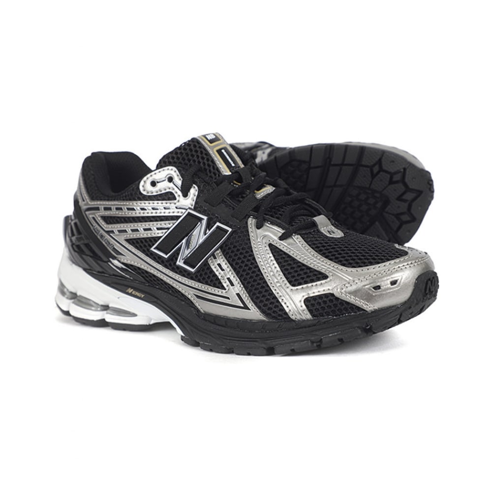 ニューバランス ランニングシューズ 1906R ブラック ダークシルバー メタリック 25,623円