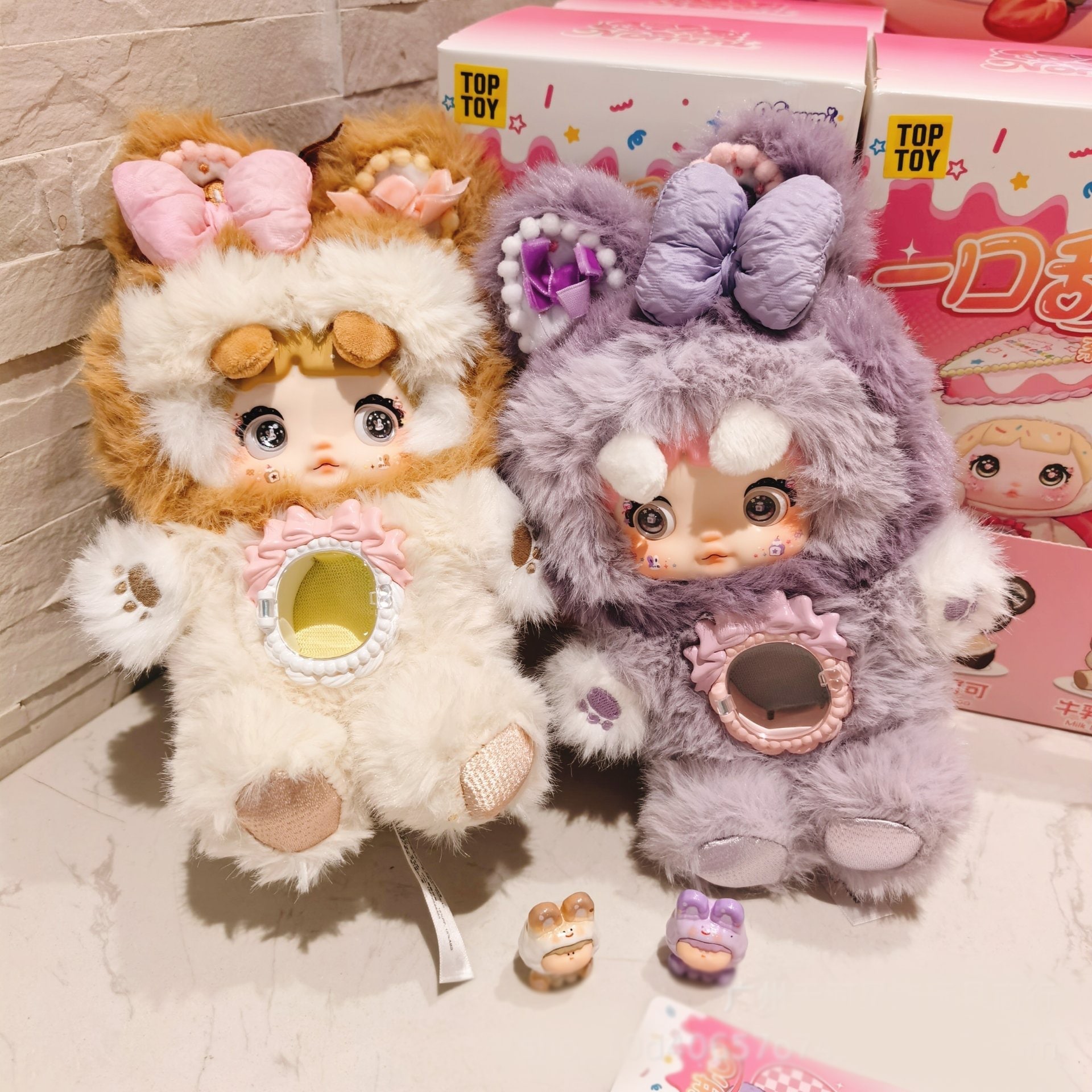 Nommi スウィーティーシリーズ 一口甜心ケーキシリーズ 茶 ミルクビスケット 黒い垂れ耳ウサギ 海外限定キーホルダーぬいぐるみ