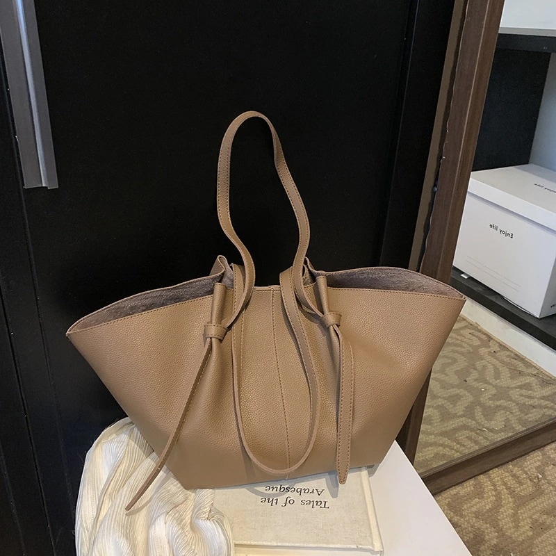 おしゃれトートバッグ ショルダーバッグ 大容量バッグ 女性 夏 新作 シンプル ショルダーバッグ マザーバッグ 通勤 通学 トートバッグ