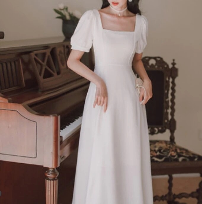 ワンピース 膝丈 ひざ丈 袖あり スクエアネック かわいい 大人可愛い きれいめ シンプル スクエアネック 半袖 パフスリーブ フレア Aライン 無地 レトロ ロング丈 ホワイト ブラック レッド