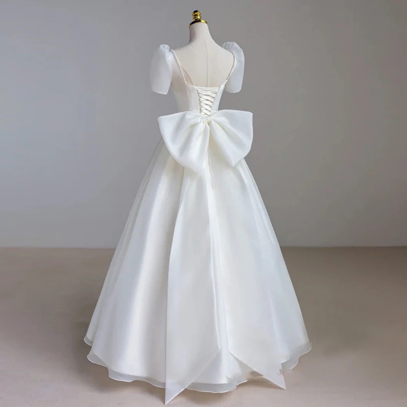 ライトウェディングドレス 2024 花嫁小さな夏旅行写真結婚登録小さな白いスカート婚約ドレスレディース