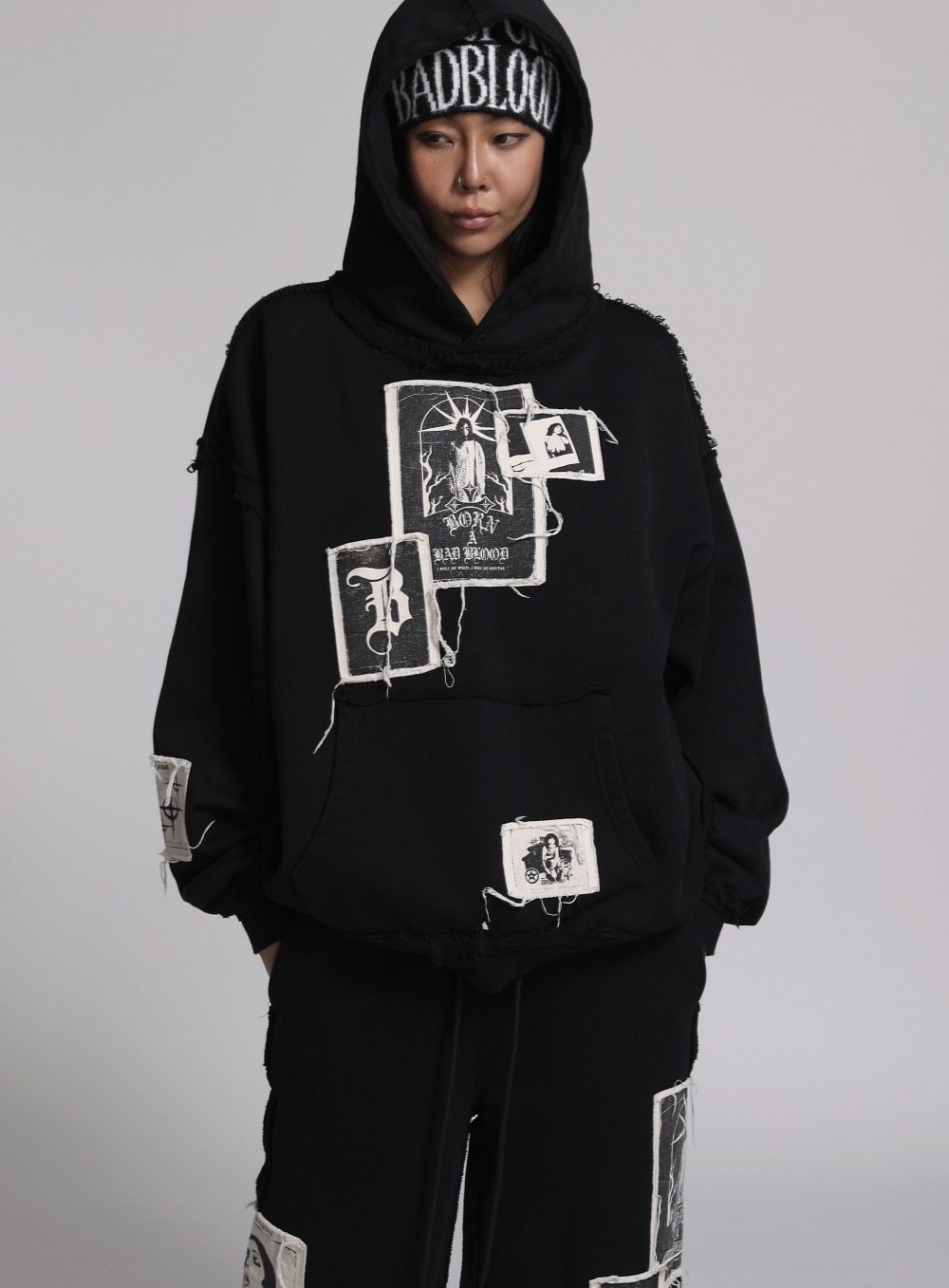 【BADBLOOD】 GRIME HOODED SWEATSHIRT : BLACK 18,302円