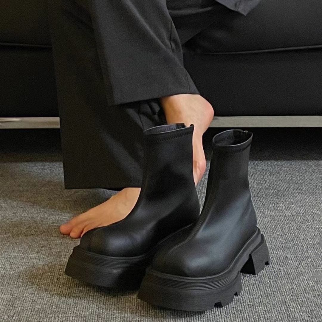 ブーツブーティーブーティーヒールパンプス厚底スニーカーシューズブーツ厚底マドレーヌ厚底マーチンブーツ女性2023春のオールインワン薄付き太ヒールアップ レディース 厚底シューズ 韓国ファッショ