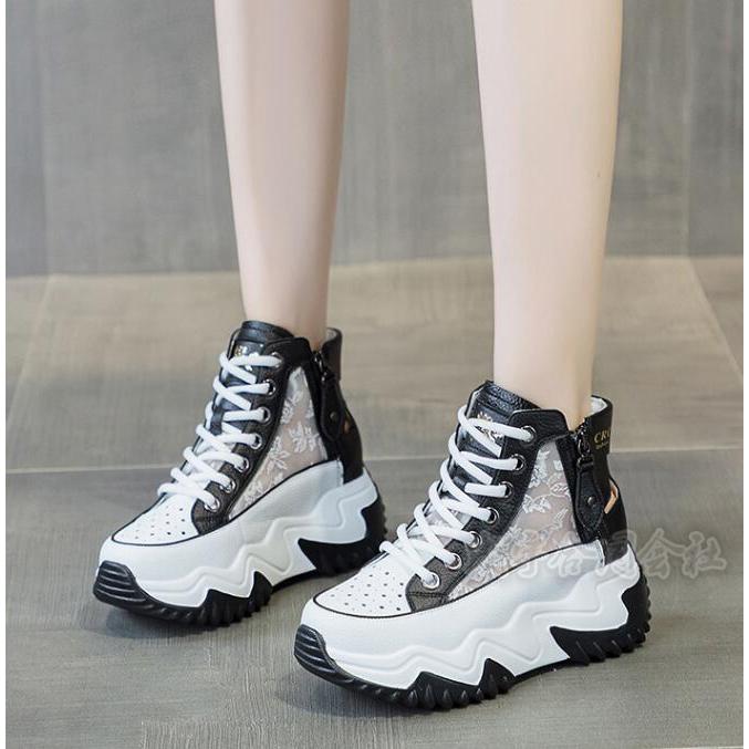 新しい秋のスタイル インヒール 厚底スニーカー レディース ウォーキング ダッドスニーカー ランニングシューズ 運動靴 フラット カジュアル レースアップ 美脚 通気性 耐摩耗性 211 Qポイント無