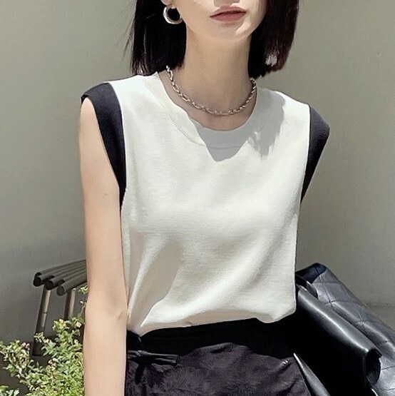 レディース カットソー 袖なし ノースリーブ 細身 大人可愛い きれいめ シンプル カジュアル 上品 おしゃれ かっこいい メンズライク モード系 エレガント モダン 主役級 存在感 フォーマル