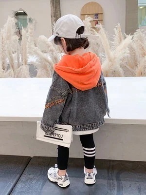 女の子 デニム コート 洋風 2021 新型 秋服 子供ネット 赤 帽子 トップス 赤ちゃん 年齢