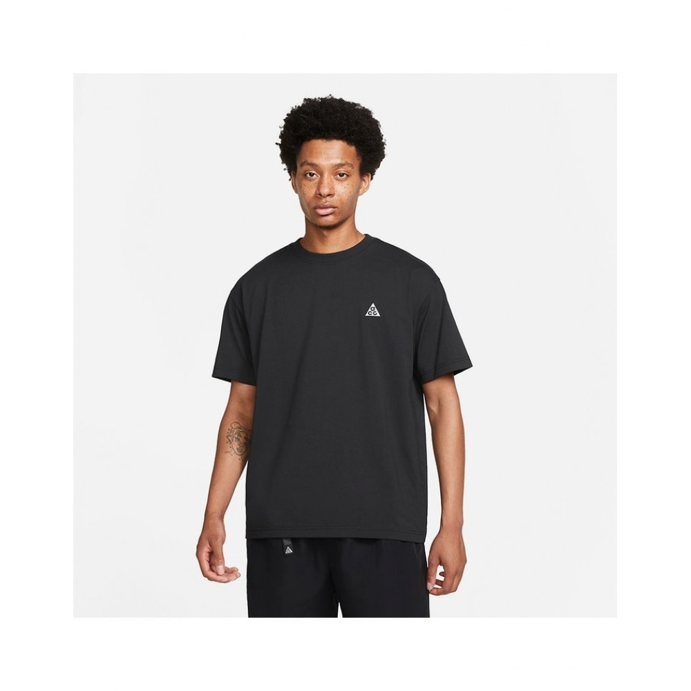 ナイキ ACG T シャツブラック