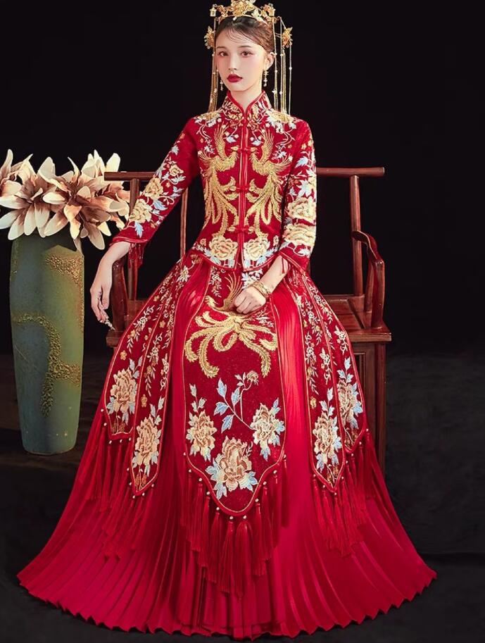 チャイナ風花嫁衣装 中国伝統ウエディングドレス 中華服 上下2点セット 結婚式 披露宴 チャイナドレス 七分袖 チャイナカラートップス ロングスカート 華やか 鳳凰 フェニックス お花 刺繍 中華風