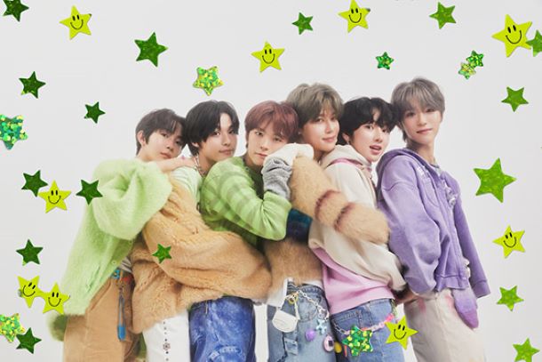 NCT WISH WISHFUL CD+Blu-ray Disc+フォトブック+リリックポスター+ステッカーシート+トレーディングカード 初回生産限定盤/クリスマスプレゼントBOX Ver 新品未開封