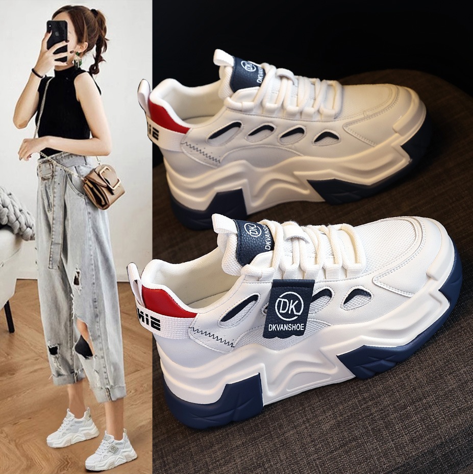 足を小さく見せる厚底軽量スポーツダッドシューズ2025年新作本革製で万能なドリアンソールで身長アップも叶うカジュアルシューズ