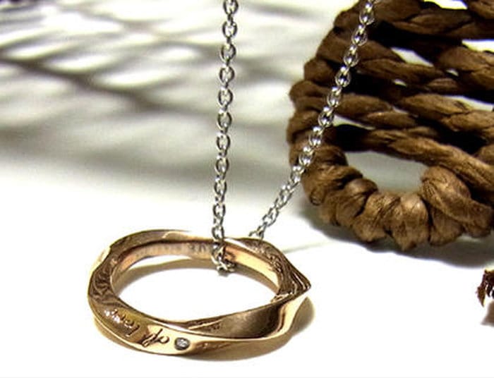 EVEイヴダイヤモンドネックレス/ピンクゴールド/ステンレスアクセサリー/プレゼント/ギフト/アクセ