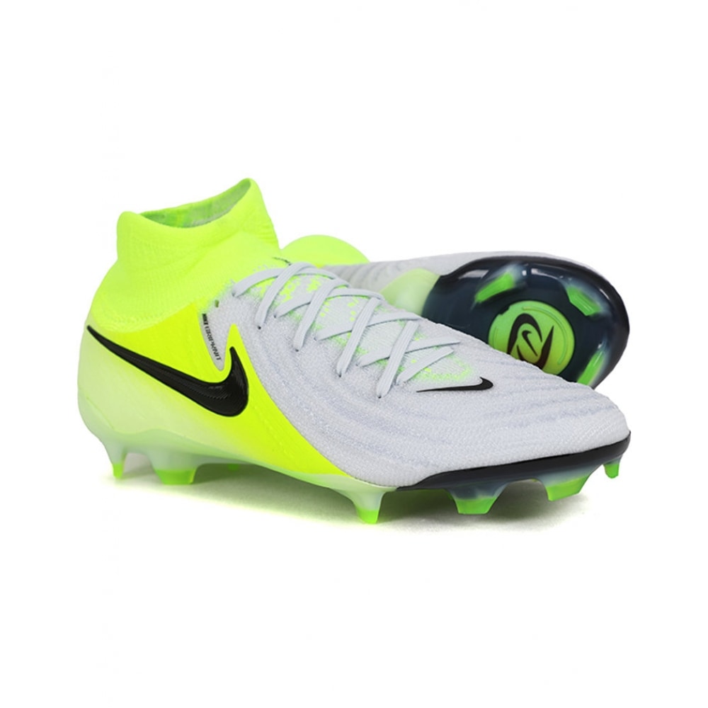 ナイキサッカーシューズファントムルナ 2 エリート FG