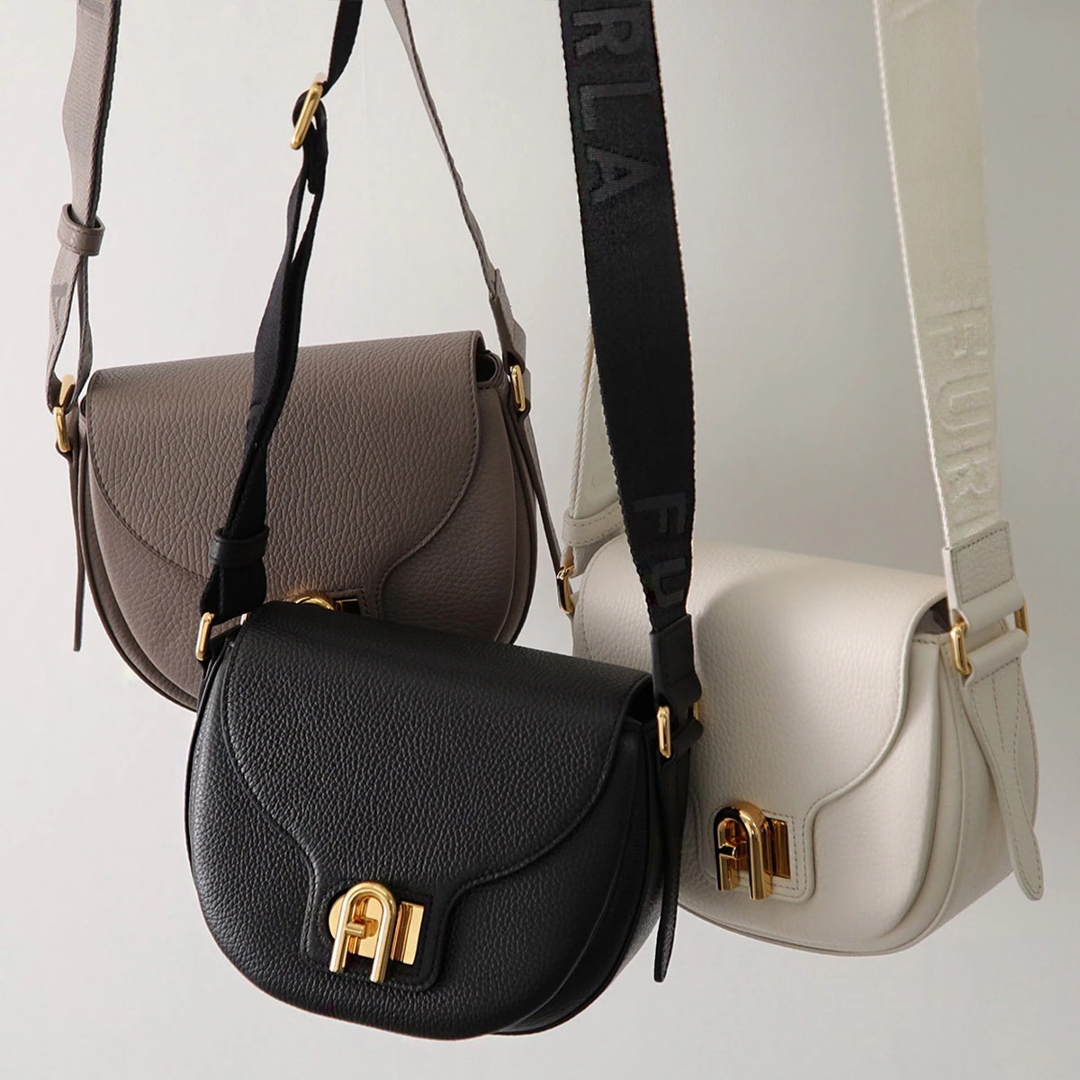 Furla フルラ クロスボディバッグ LOTUS MINI ロータス ミニ WB01491 レディース レザー フラップ ターンロック アーチロゴメタル 鞄 カラー3色