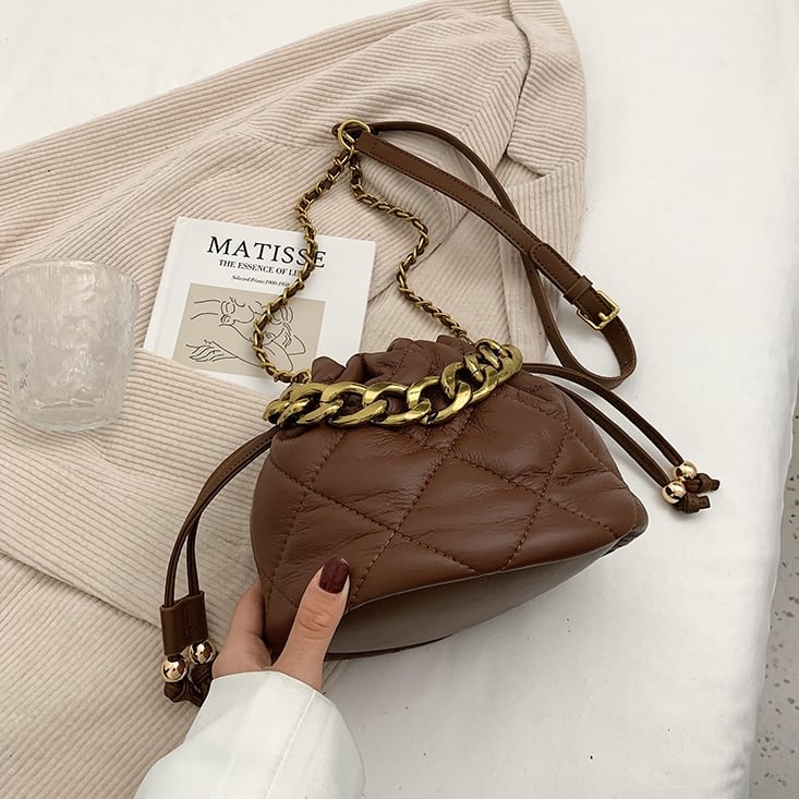 3color レディース キルトレザーバッグ キルティング風バッグ 巾着バッグ 15