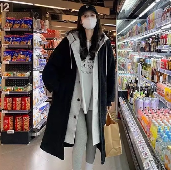 レディース コート アウター ロング 長袖 ボリューム袖 フード ワイド もこもこ ふわふわ かわいい 大人可愛い シンプル カジュアル おしゃれ かっこいい こなれ感 ラフ ルーズ 無地 冬