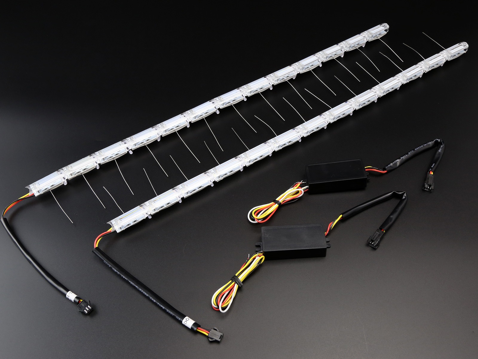 LED シーケンシャル ウインカー システム デイライト付き ナイトライダー風 流れるウインカー P-185