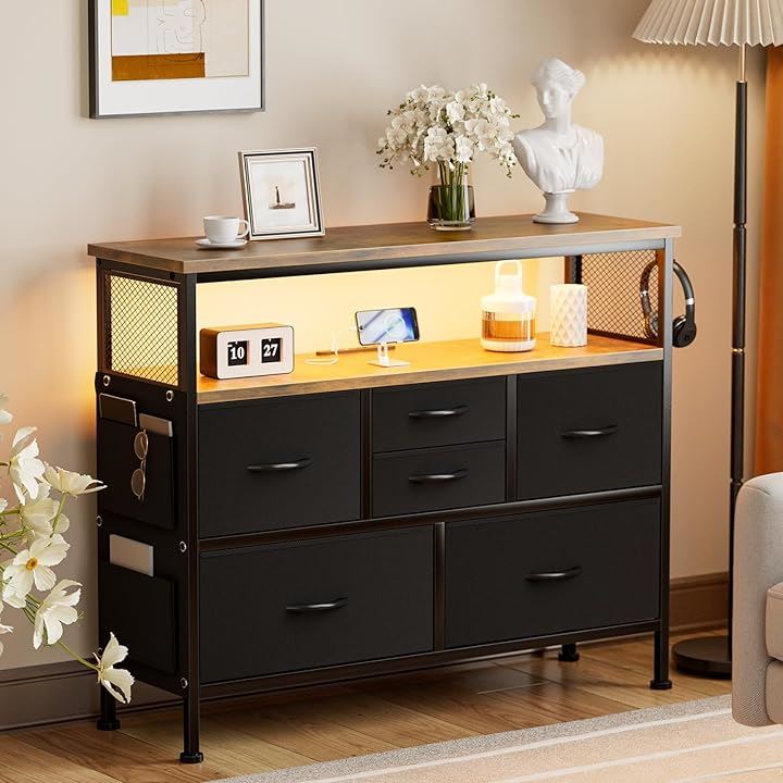 チェスト収納 箪笥 棚付き リビング収納チェストLEDライト付きおしゃれ 収納ケースタンス 引き出し 大容量 北欧 USBポート付き洋服タンス 布製(ブラック, 幅100CM)