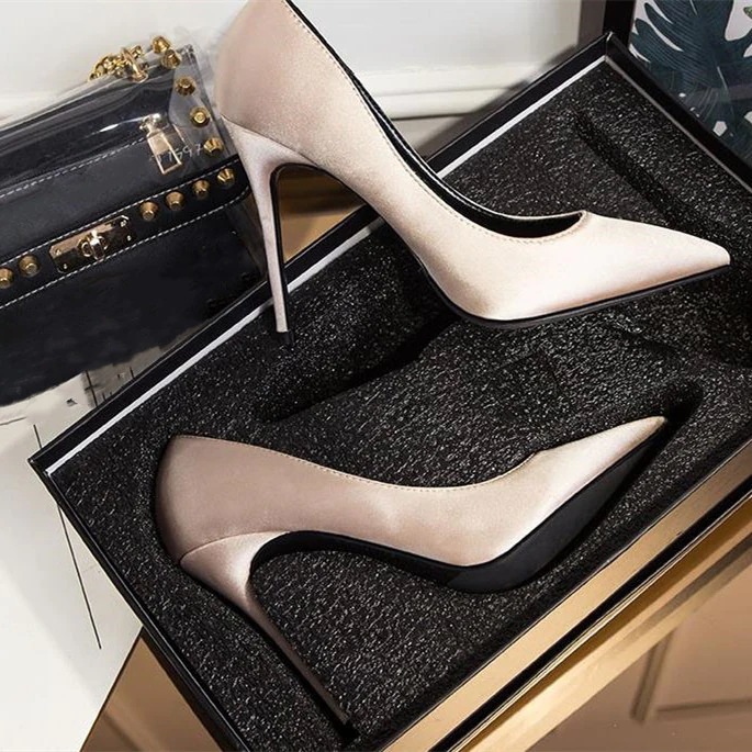 新作登場韓国パンプス レディース ハイヒール ピンヒール シューズ ポインテッドトゥ ヒール フォーマル 無地 美脚 通勤 結婚式 痛くない 脱げない 走れる 靴