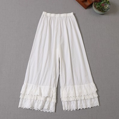 ボトムス パンツ フリル レース ワイドパンツ ストレートパンツ ペチコート コットン 綿 ロング ロング丈 ストレート ワイド 薄手 かわいい 可愛い シンプル カジュアル 上品 おしゃれ お洒落