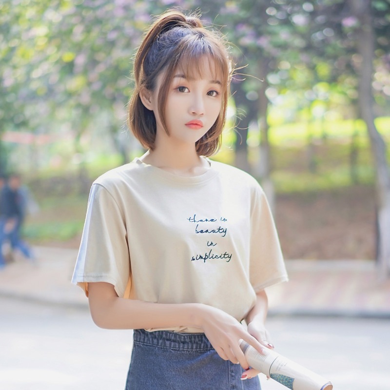 Silk Kaqi新しい韓国のインルーズで用途の広い半袖刺繍tシャツ女子学生レター半袖トップ夏 Silk Kaqi新しい韓国のインルーズで用途の広い半袖刺繍tシャツ女子学生レター半袖トップ夏