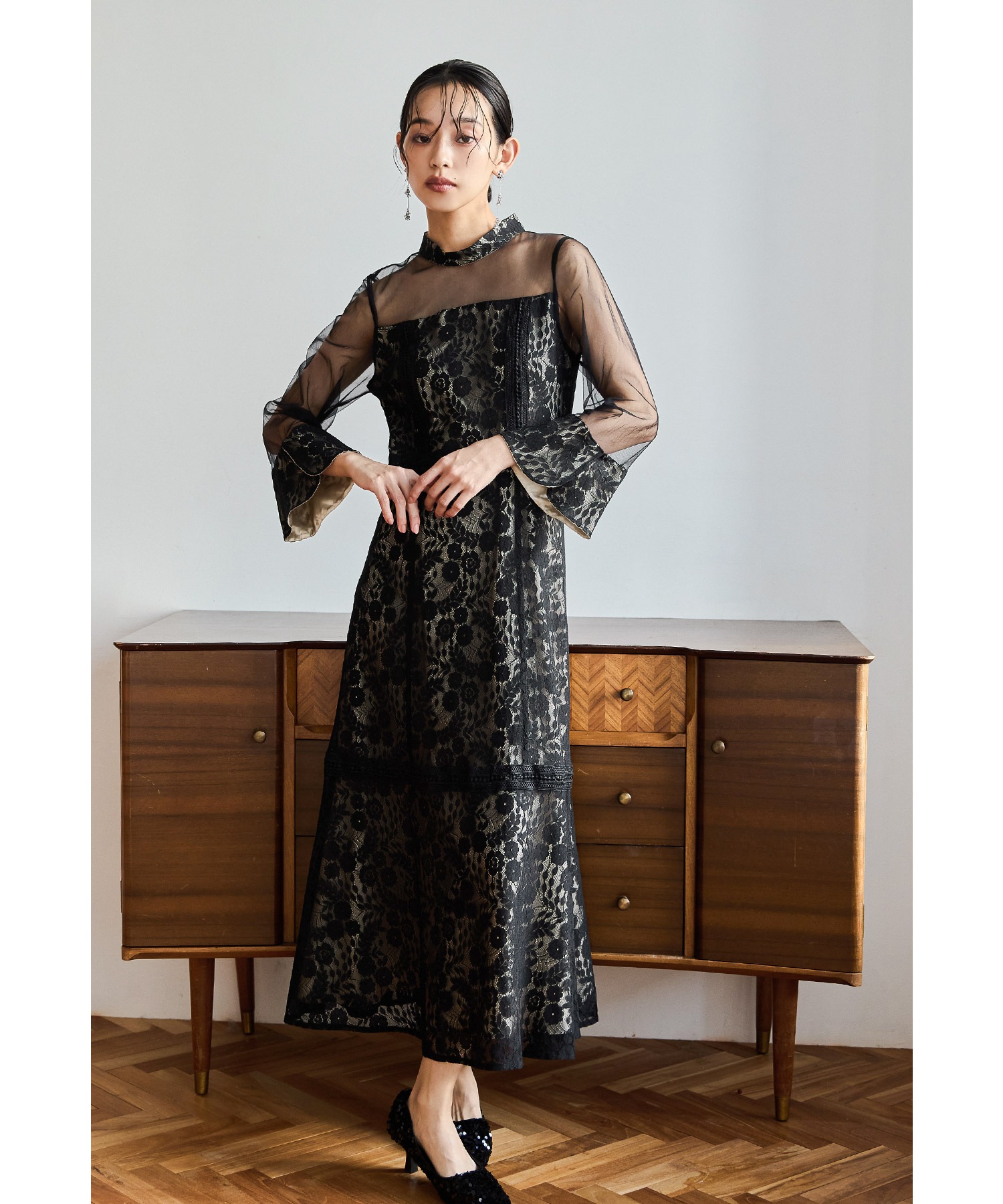 フラワーレースチュール切替フレアドレス パーティードレス 結婚式 花柄 レース シアー ボトルネック フレア 長袖 袖あり お呼ばれ パーティー 二次会 披露宴 謝恩会 成人式 同窓会 卒業式