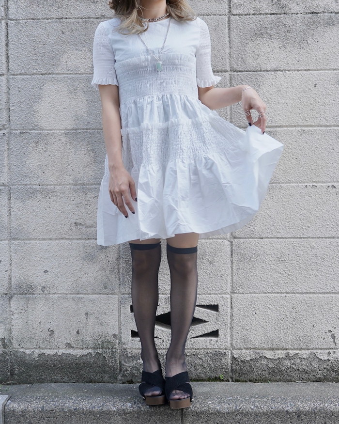 White Cotton Shirring Flare Onepiece A,D,G レディース 7,980円