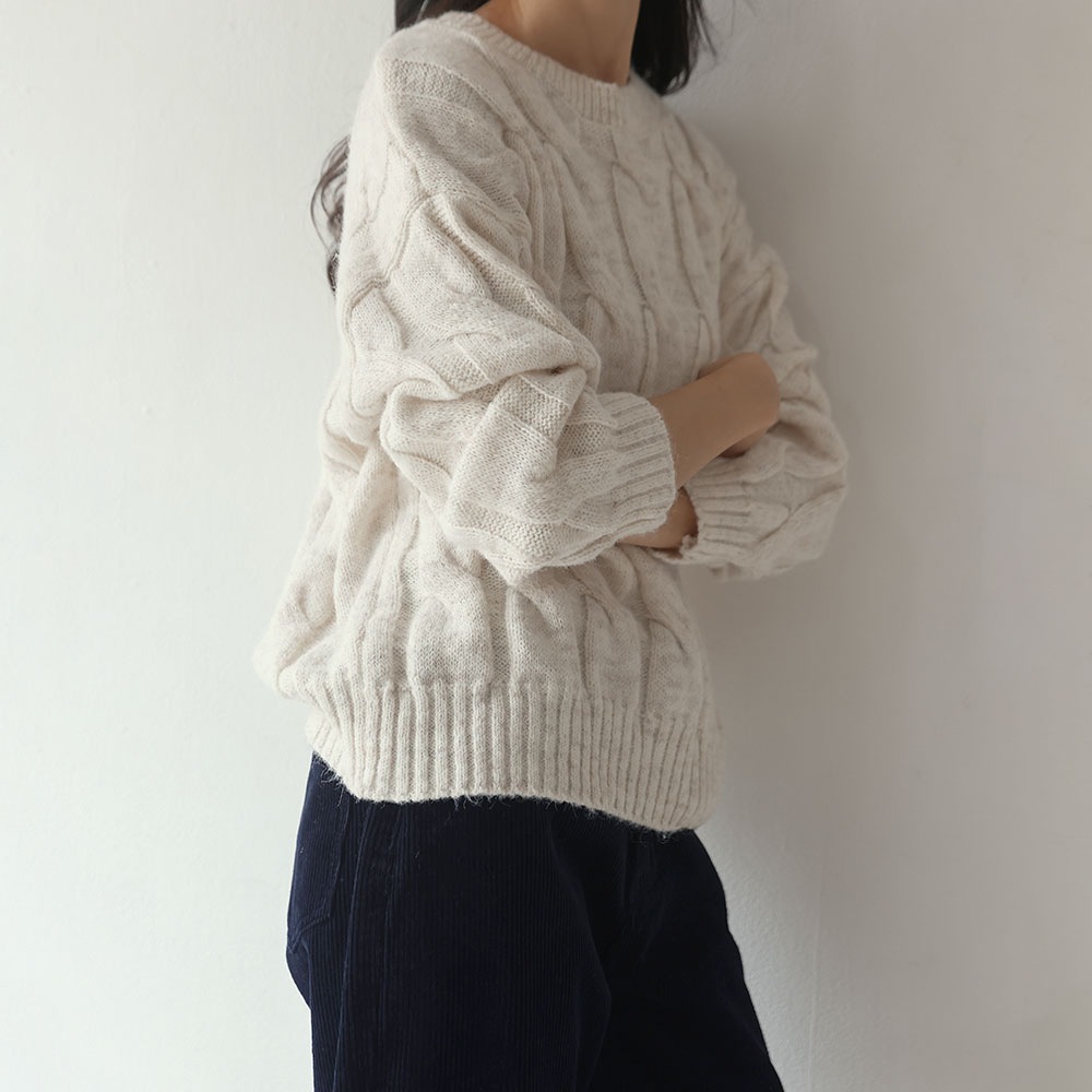 クレアウールルージュボカシケーブルラウンドニット