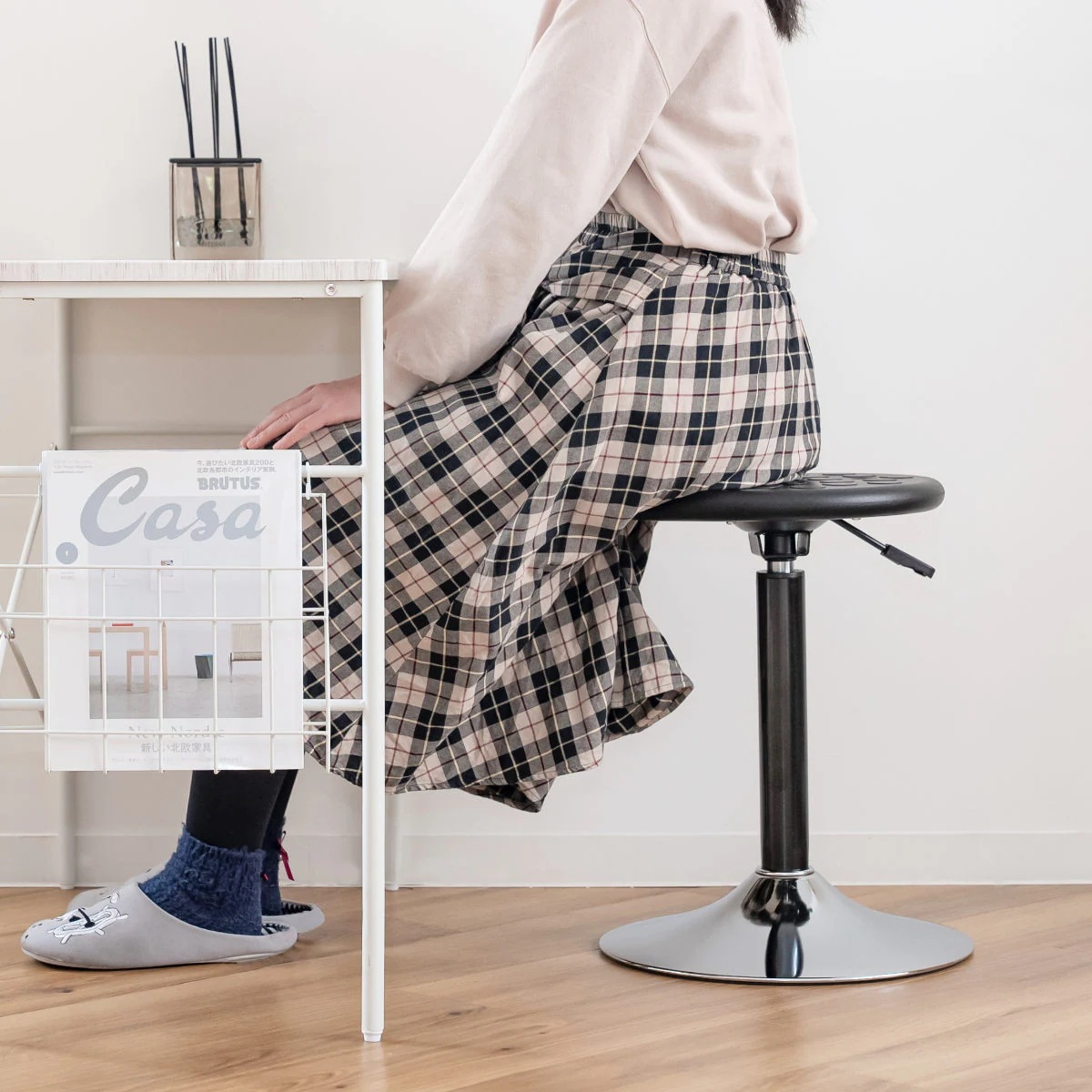 スツール 丸 昇降 回転 座面高48ー72cm 椅子 チェア いす バーチェア カウンターチェア ハイチェア 高さ調節 完成品 日本製 スチール パイプ 背もたれなし レバー式 360度 回る