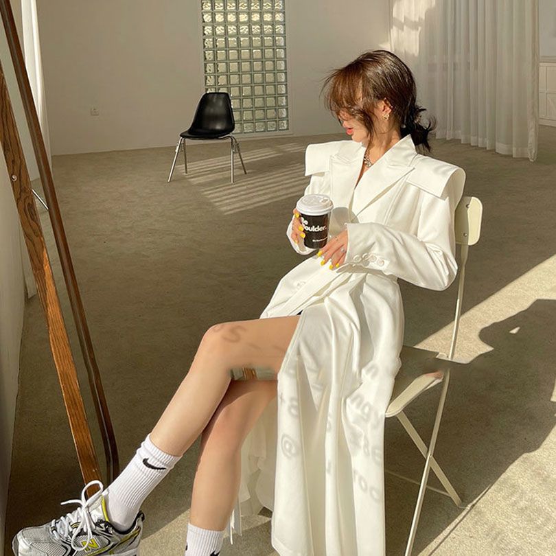 Jジャケット 新作 トレンチコート アウター 大人っぽチェスターコ セミロング 冬アウター 春トレンチコート 大人っぽチェスターコート 流行りコート コート レデ ロングコート トレンチコート 英伦風
