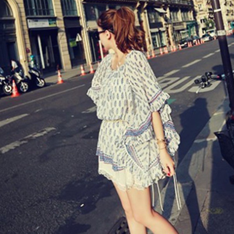 2439.ホワイトレギンス付き ふんわりコーデ 花柄長袖ブラウス（ホワイト＆ブルー）2019 春夏 カジュアル かわいい お出かけ デート