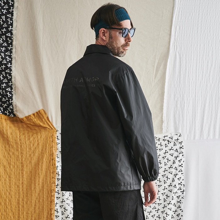 [送料無料]スミスアもーシースループリンティングロゴコーチジャケットブラック