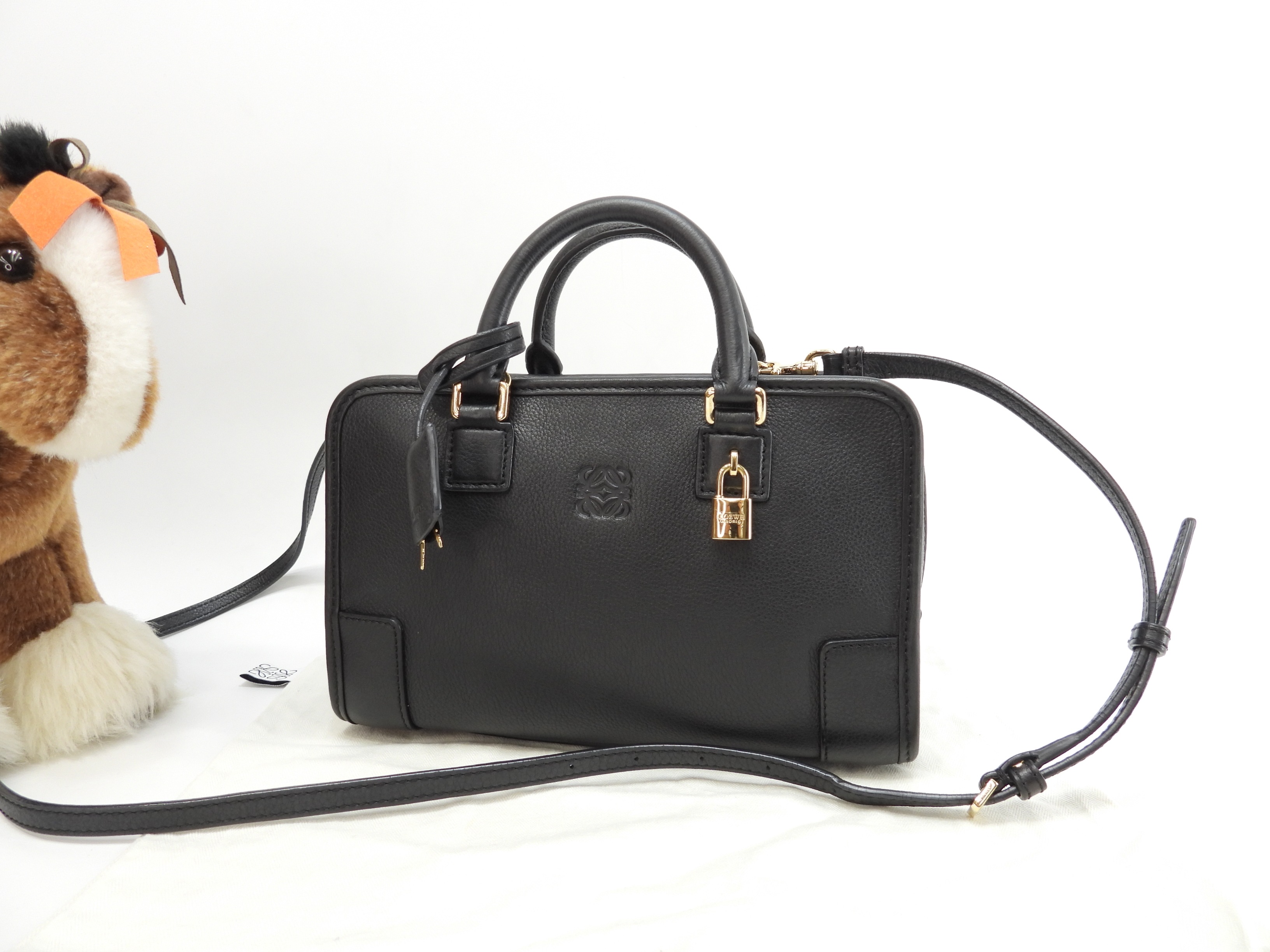 アマソナ23 レザー 黒 ポシェット s付ミニハンドバッグ 美品@261307