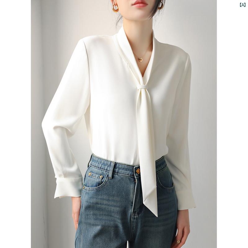 レディース ファッション　レディース　カジュアル　上品　綺麗　外出 Vネック ストリーマー ホワイト 長袖 シャツ 春先 レイ ヤード 通勤 面接 サテンシャツ 先進