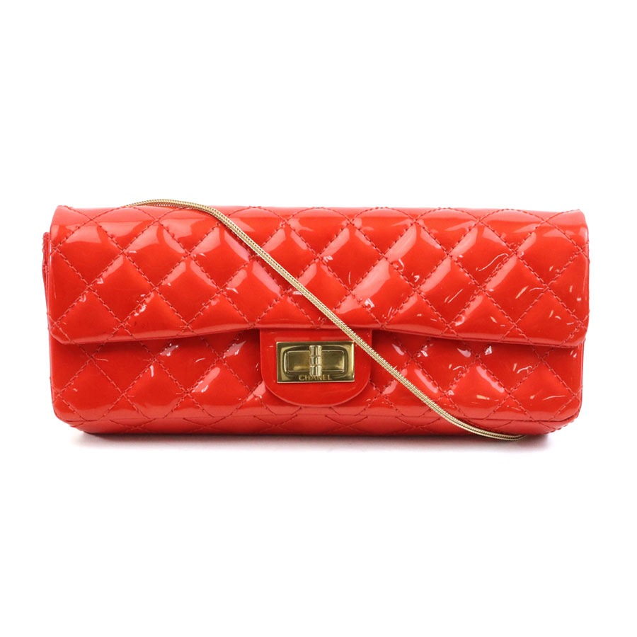 シャネル CHANEL ショルダーバッグ 2.55 マトラッセ パテントレザー/メタル レッド/ゴールド レディース e60017g