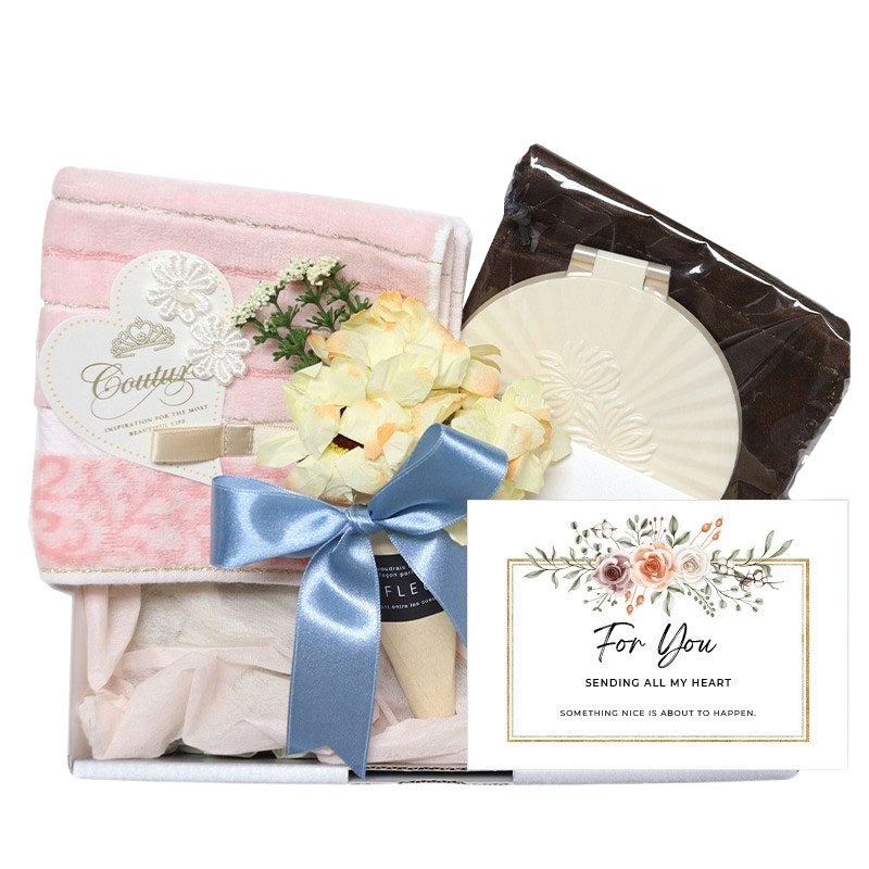 ギフト セット コンパクトミラー ハンカチ タオルハンカチ コスメグッズ 女性 誕生日 20代 30代 40代 50代 妻 奥さん 結婚記念日 プレゼント オリジナルギフトセット