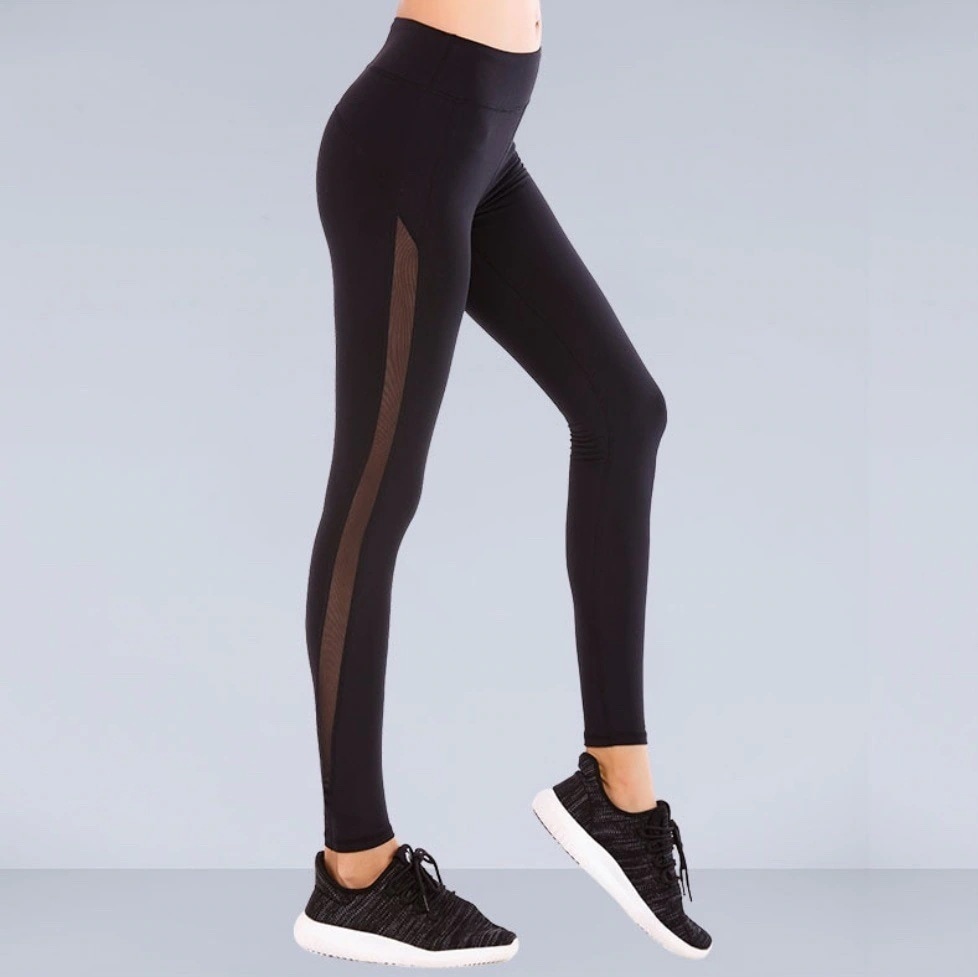 ヨガウェア サイドシースルーレギンス 黒 ブラック 透け感 ジム ピラティス トレーニングパンツ 韓国 レディース オルチャン ネイビー 赤 レッド ホットヨガ エクササイズ