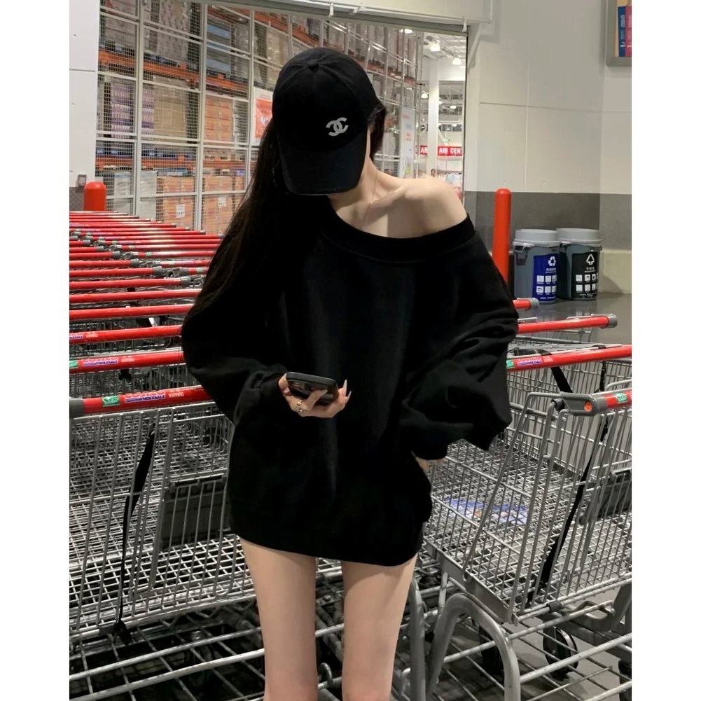 アメリカンスタイルのリラックスしたオールドマネースタイルの黒のフードなしオフショルダースウェットシャツジャケットレディース春と秋ワンショルダーデザイン