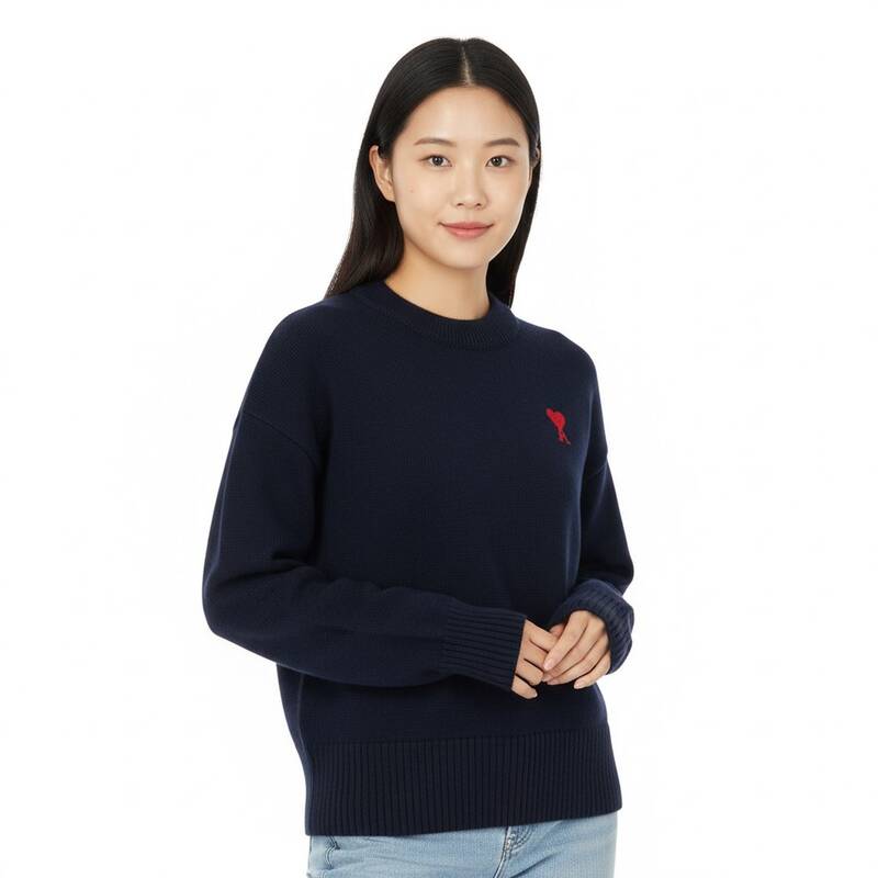 ディモント 23SS ユニセックス ハート刺繍ロゴ ニットセーター（ネイビー） UKS008 016 496