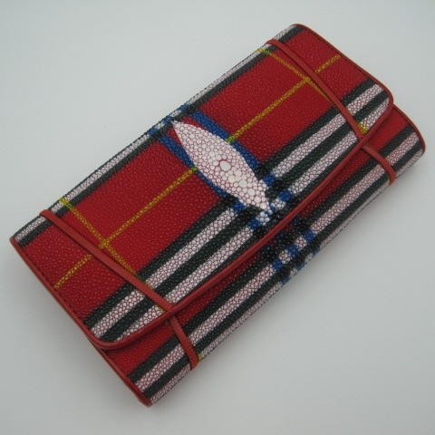 エイ革　スティングレイ　赤チェック　長財布　三つ折り　ロングウォレット 高級感　珍品　金運UP