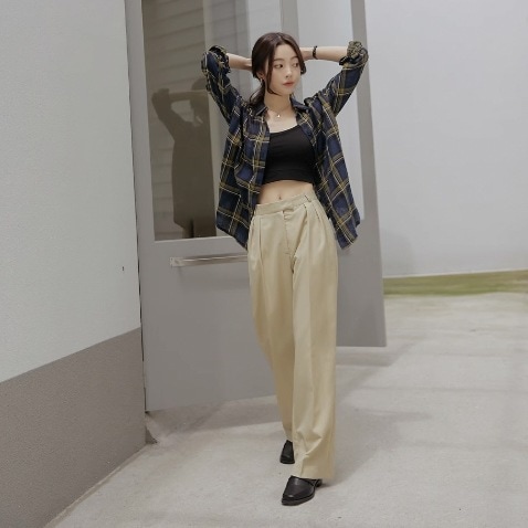 トップス シャツ ブラウス 長袖 襟付き 大人可愛い きれいめ カジュアル 大人 おしゃれ かっこいい レトロ 大人女子 こなれ感 ラフ ボーイッシュ ルーズ 個性的 存在感 とろみ感 抜け感