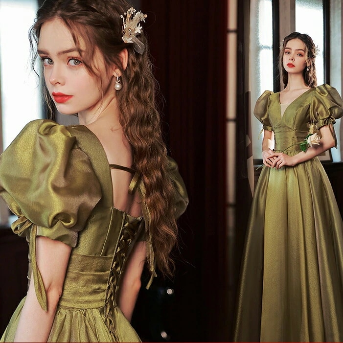 ボリュームスリーブとバックレースアップが可愛い光沢素材のAラインロングドレス グリーン　半袖 カラードレス チュール インポート ワンピース ウェディング ドレス XS S XL XXL XXXL 披