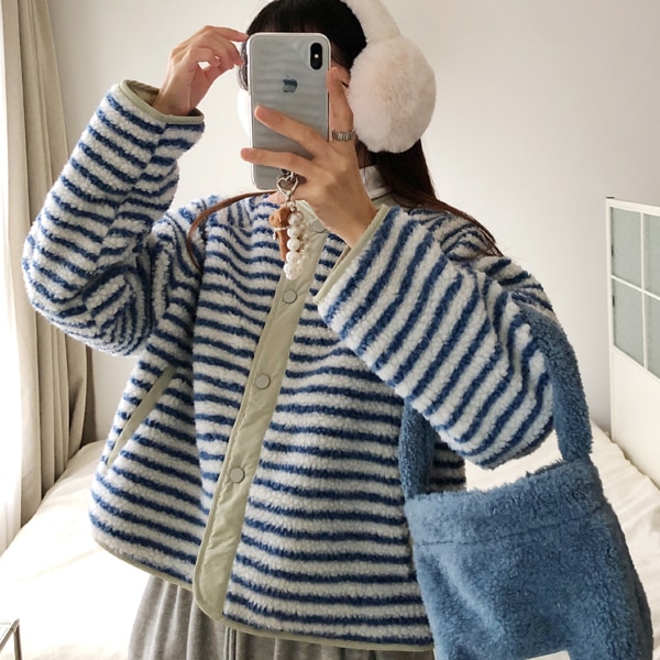 韓国ファッション ストライプ ダンブル フリース カラカラ リバーシブル ジャンパー